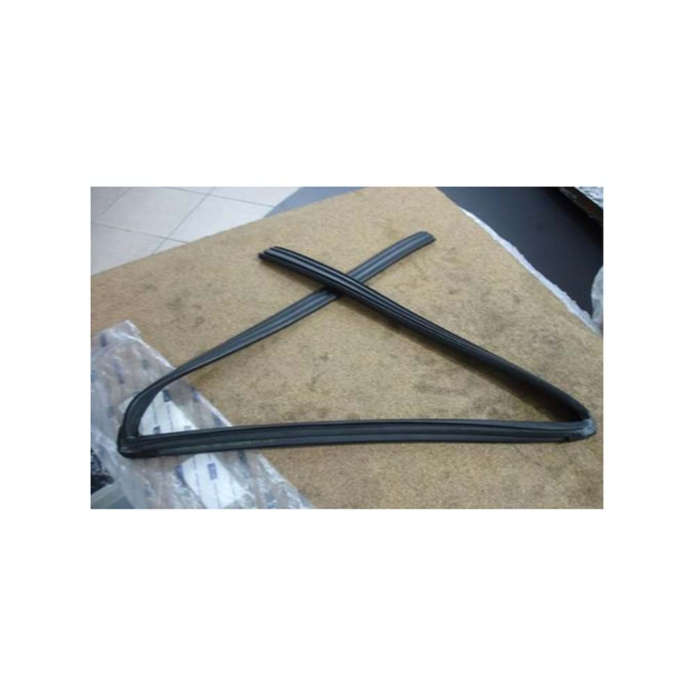 KAPI CAM FITILI ON SAG HYUNDAI ACCENT 1995-