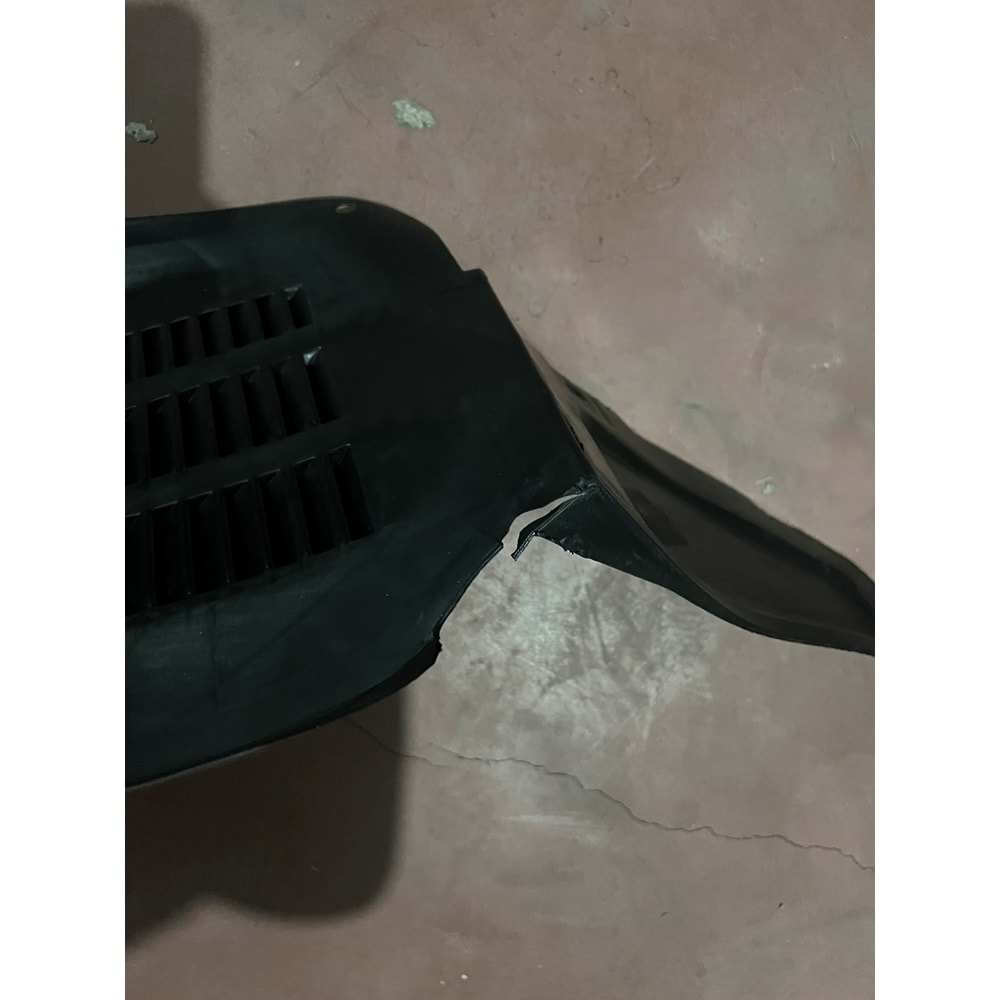CAMURLUK DAVLUMBAZI SAG 2005 KIA RIO HASARLI
