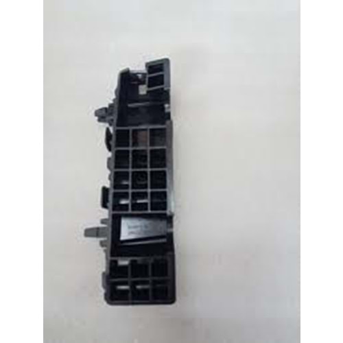 ÖN TAMPON BRAKETİ SAG HYUNDAİ İ20 21>