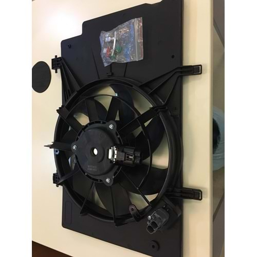 FAN MOTORU DAVLUMBAZLI FIESTA VI 1.4-1.5-1.6 TI/TDCI - B-MAX