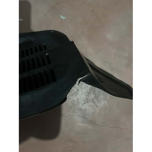 CAMURLUK DAVLUMBAZI SAG 2005 KIA RIO HASARLI